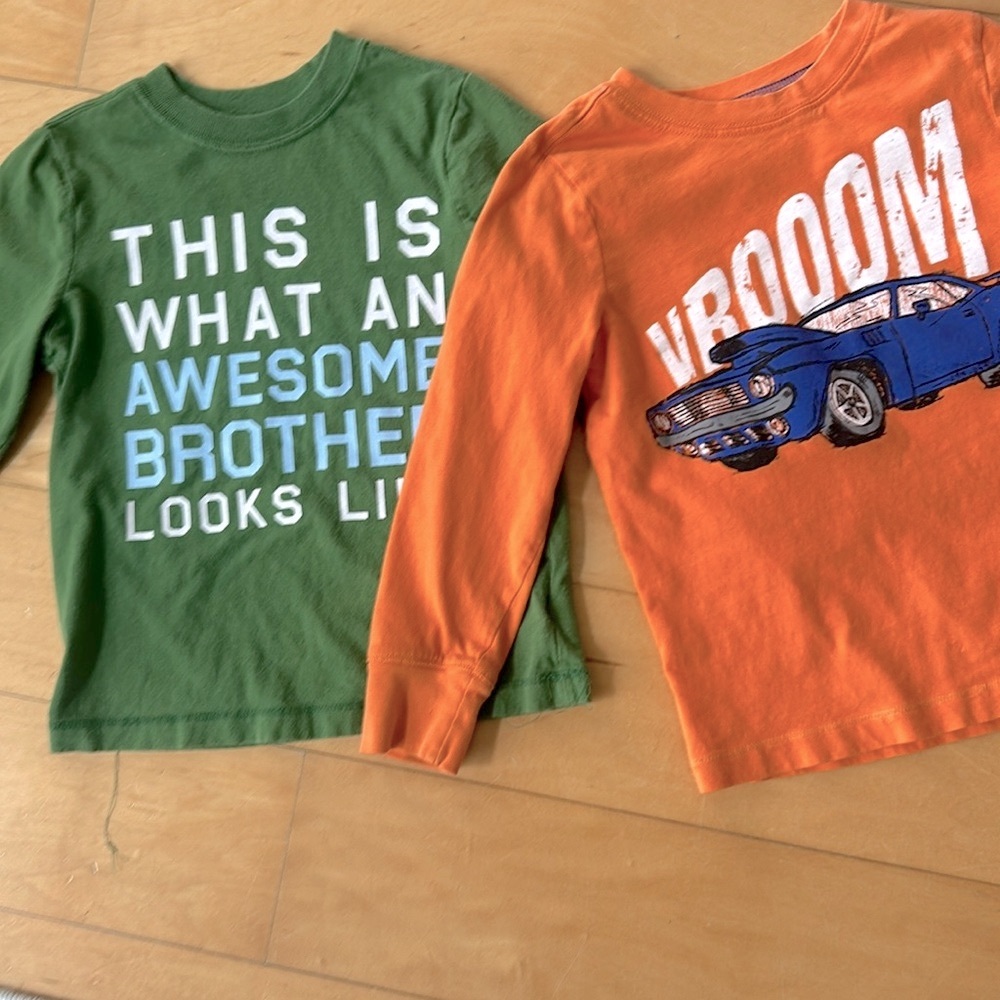 Old Navy Set of 2 Long Sleeve Toddler T Shirts Sz XS orange green Crewneck